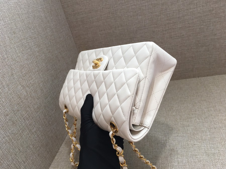 Medium Classic Flap Lambskin Bag AO1112 White/Gold